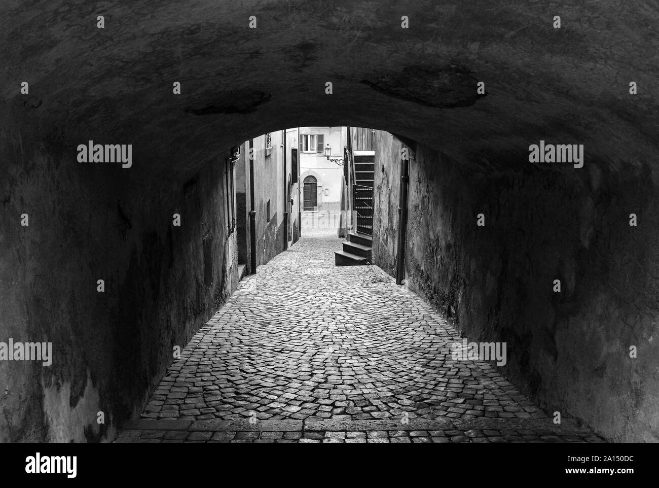 Tuscania (Italia) - Una splendida cittadina etrusca e medievale in provincia di Viterbo, Tuscia, regione Lazio. Si tratta di un'attrazione turistica per molte chiese Foto Stock