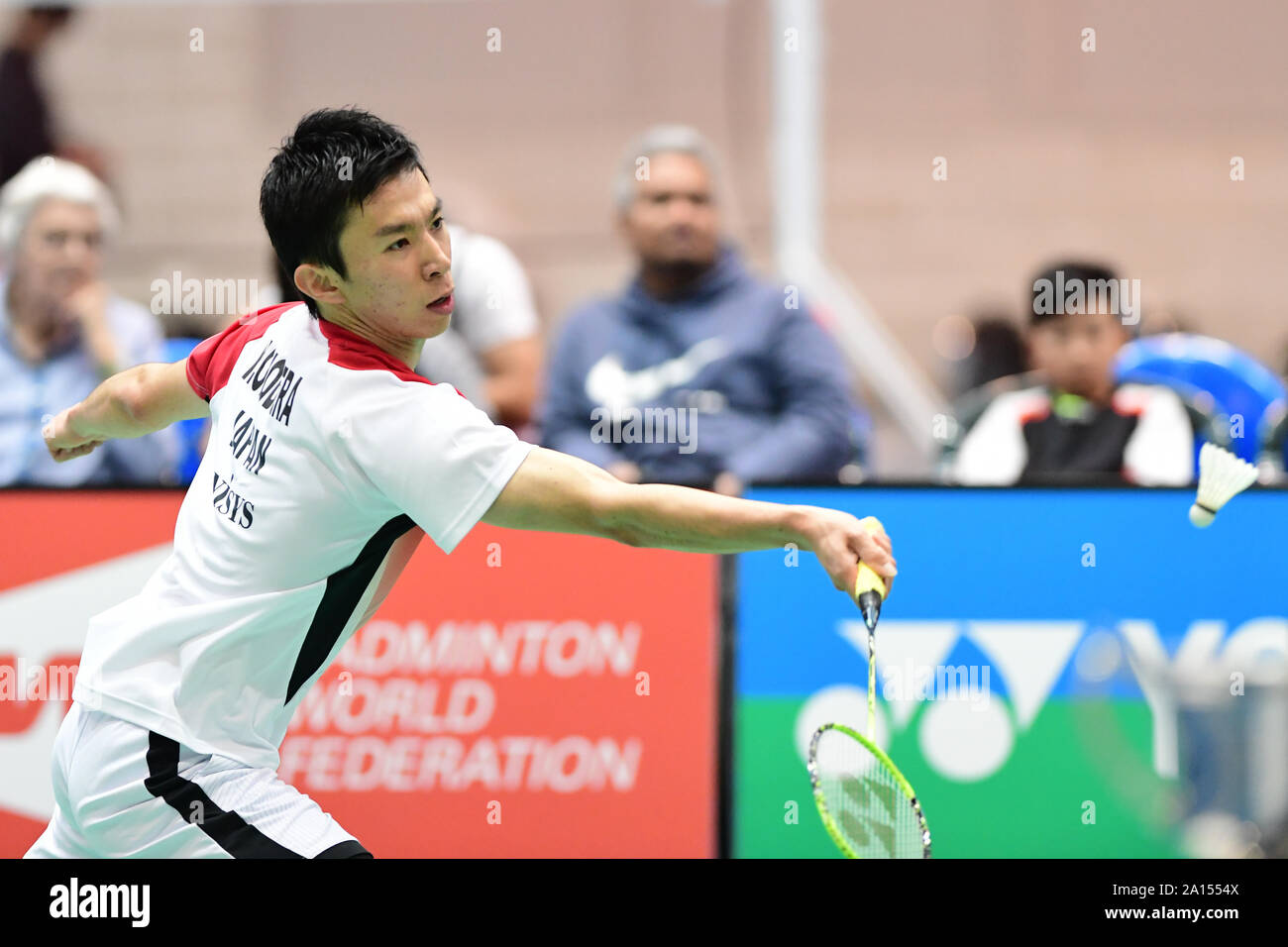 Yusuke Onodera (Giappone) visto in azione durante il Sydney International uomini Single Finals match contro Lim Chong Re (Malesia). Onodera ha vinto la partita 21-8, 21-15. Foto Stock
