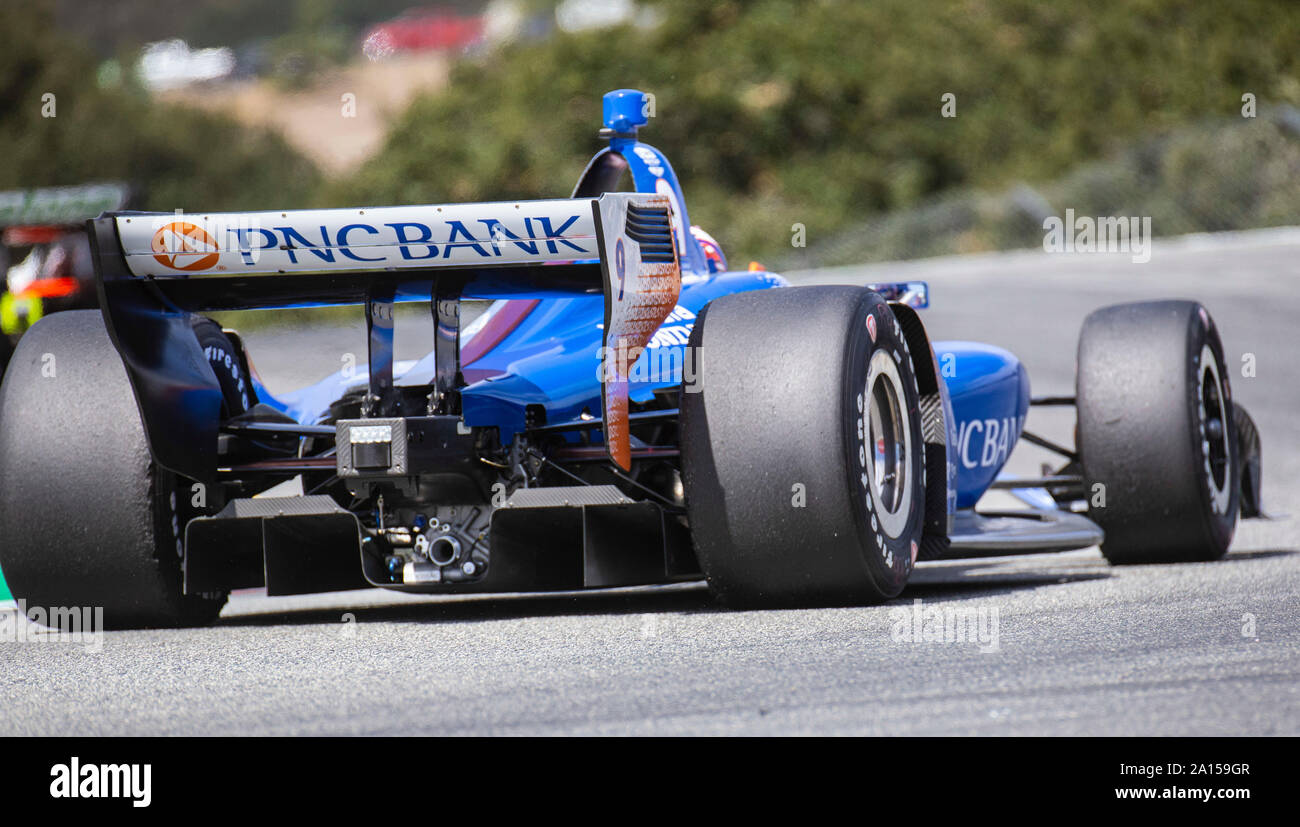 Monterey, CA, Stati Uniti d'America. Il 22 settembre, 2019. A. Chip Ganassi Racing driver Scott Dixon (9) inserendo il cavatappi durante la Firestone Grand Prix di Monterey campionato IndyCar a Weathertech Raceway Laguna Seca Monterey, CA Thurman James/CSM/Alamy Live News Foto Stock