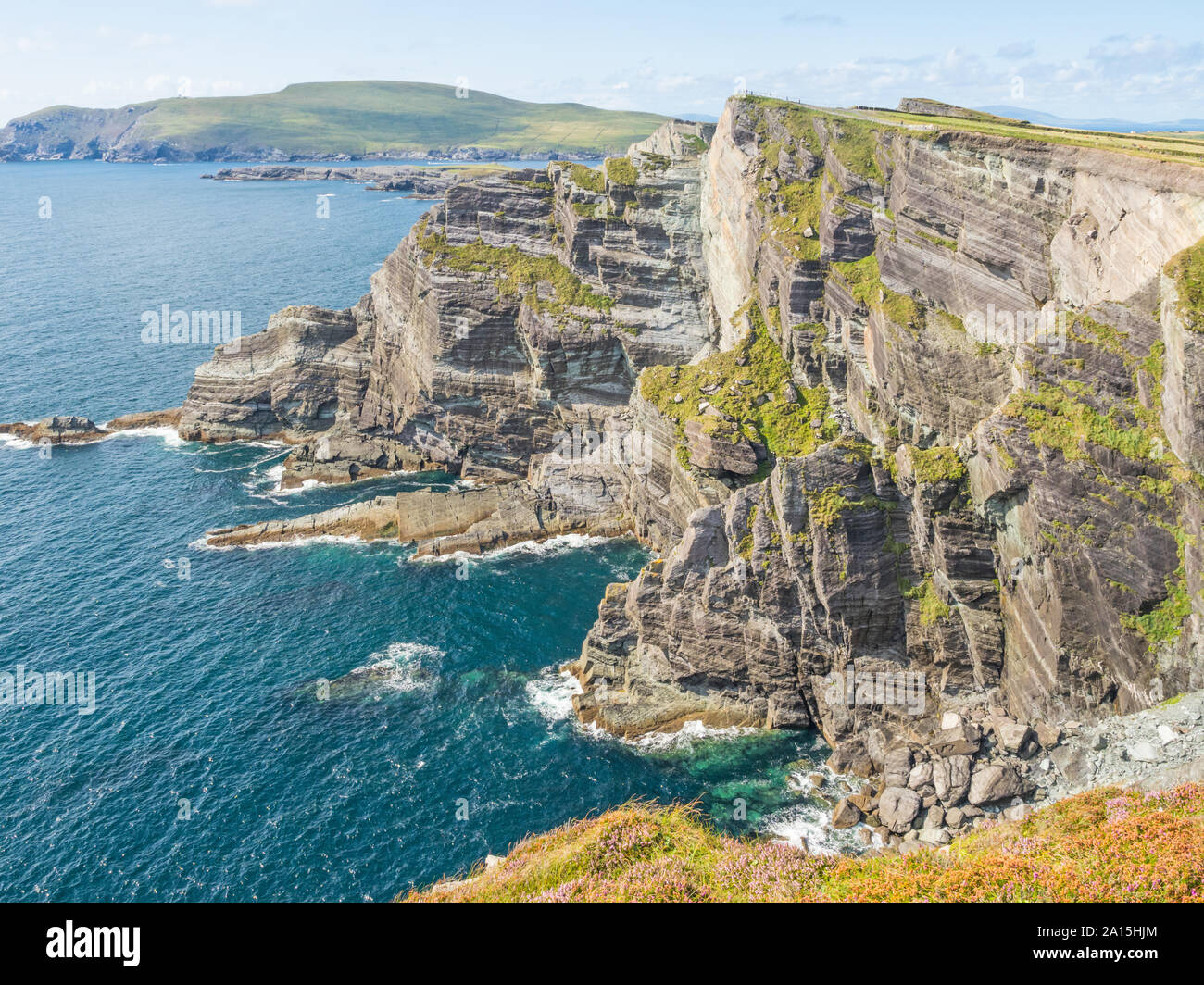 Le spettacolari scogliere di Kerry sono situati sulla costa di Skellig nella Contea di Kerry in Irlanda. Foto Stock