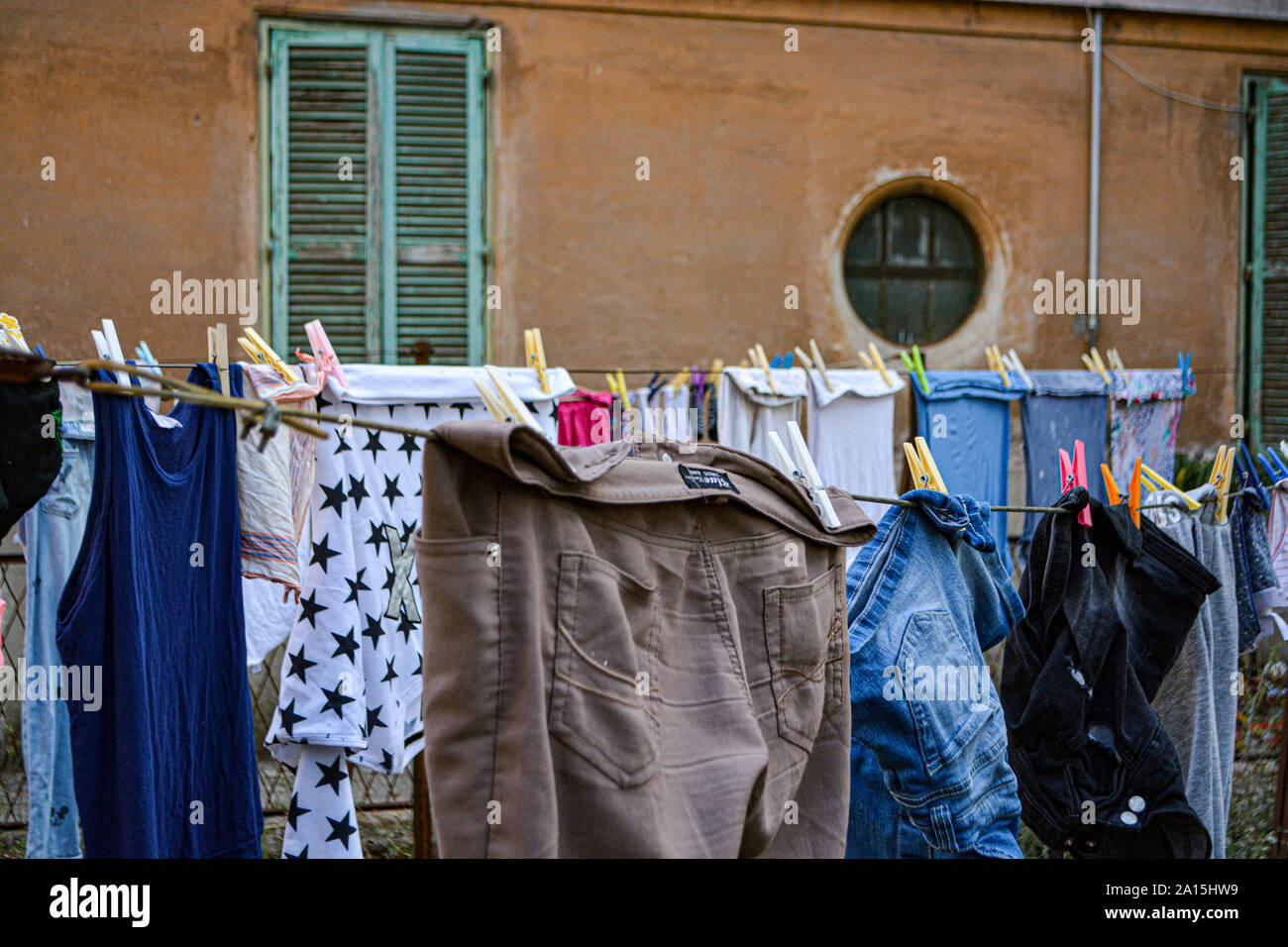 Vecchia Garbatella Servizio lavanderia in un giardino Foto Stock