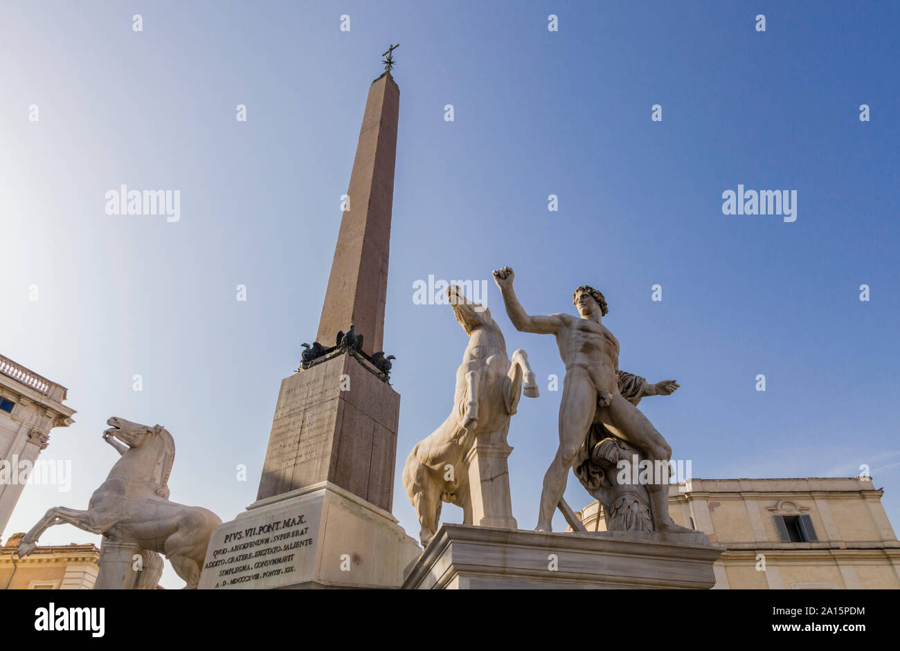 Obelisco e Fontana di Castore e Polluce, nella Piazza del Quirinale, Roma Foto Stock