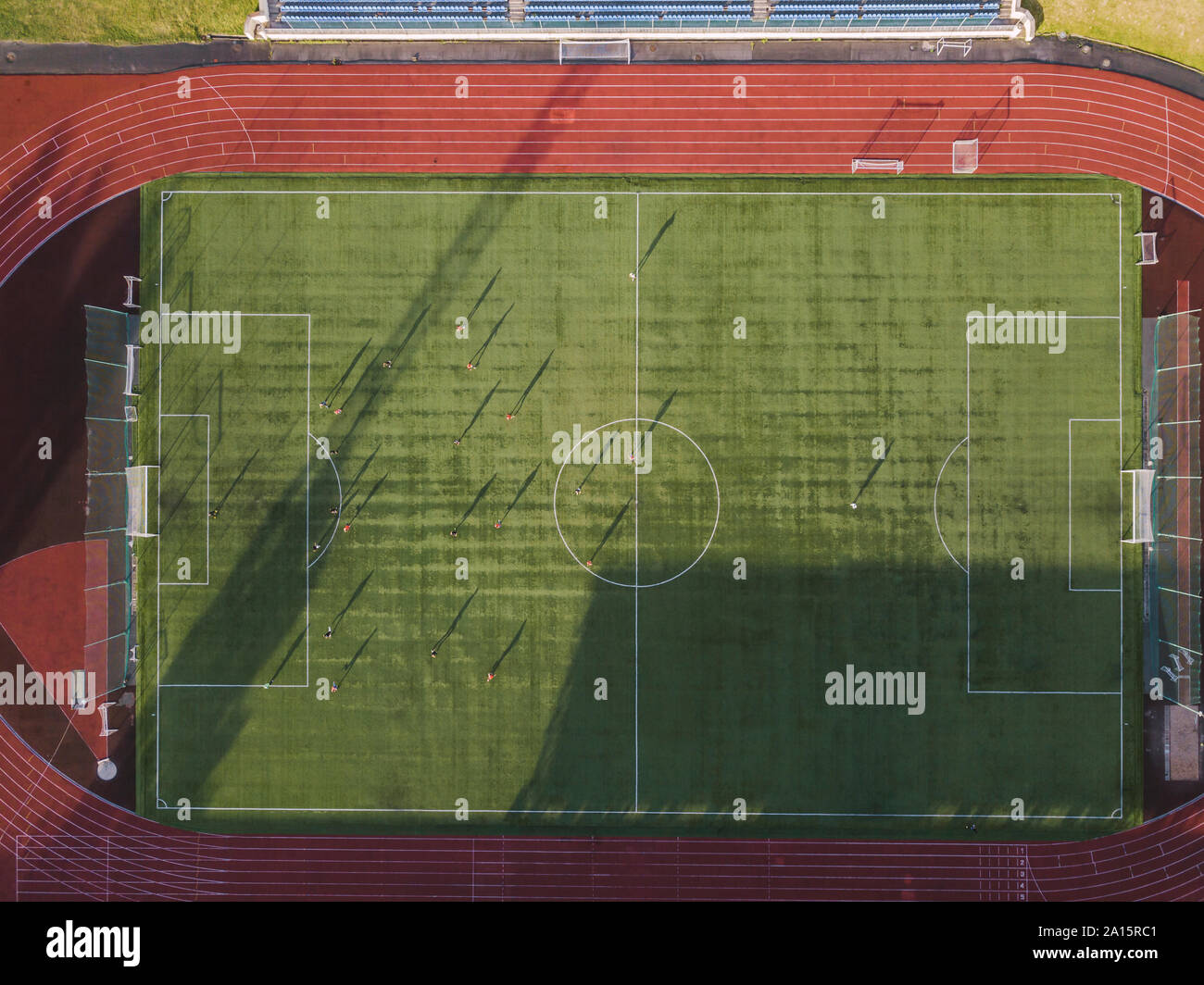 Vista aerea del campo di calcio, Tikhvin, Russia Foto Stock