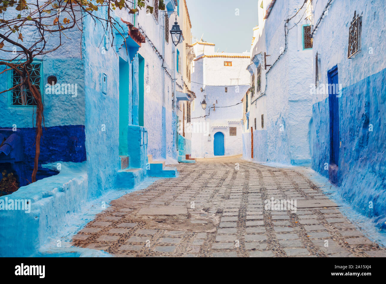 La vecchia città di Chefchaouen con i famosi edifici di colore blu, Chefchaouen, Marocco Foto Stock