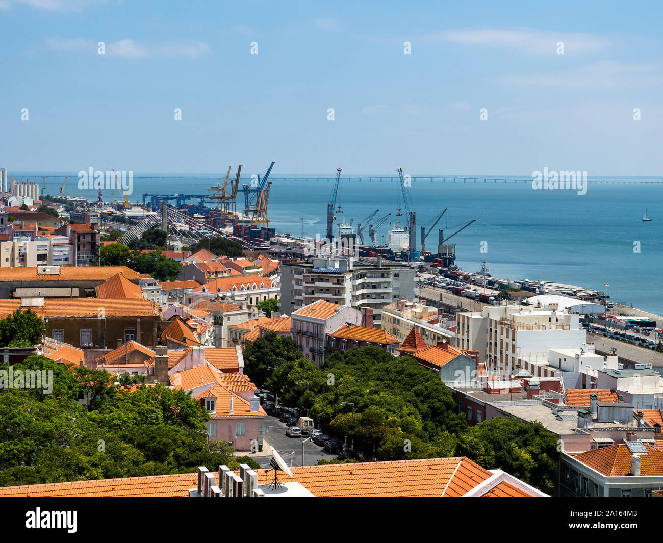 Vista sulla Città Vecchia, Lisbona, Portogallo Foto Stock