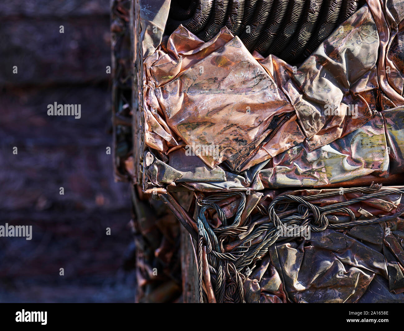 Austria, Tirolo, Brixlegg, Close-up di premuto rottami di elettronica Foto Stock