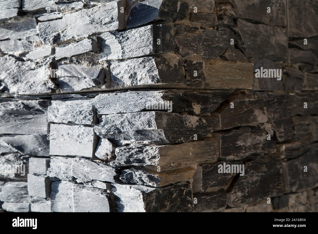 Circa conci di pietra su esterno dell'edificio, Oslo Foto Stock