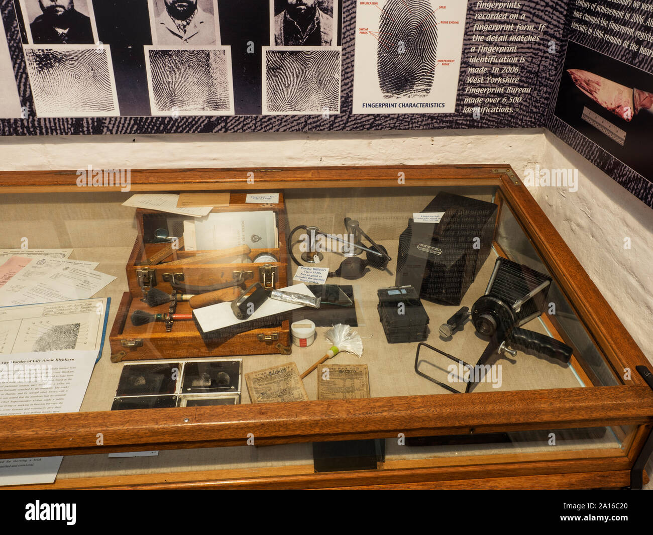 Il rilevamento delle impronte digitali presentano presso la prigione e il Museo della polizia in Ripon North Yorkshire, Inghilterra Foto Stock