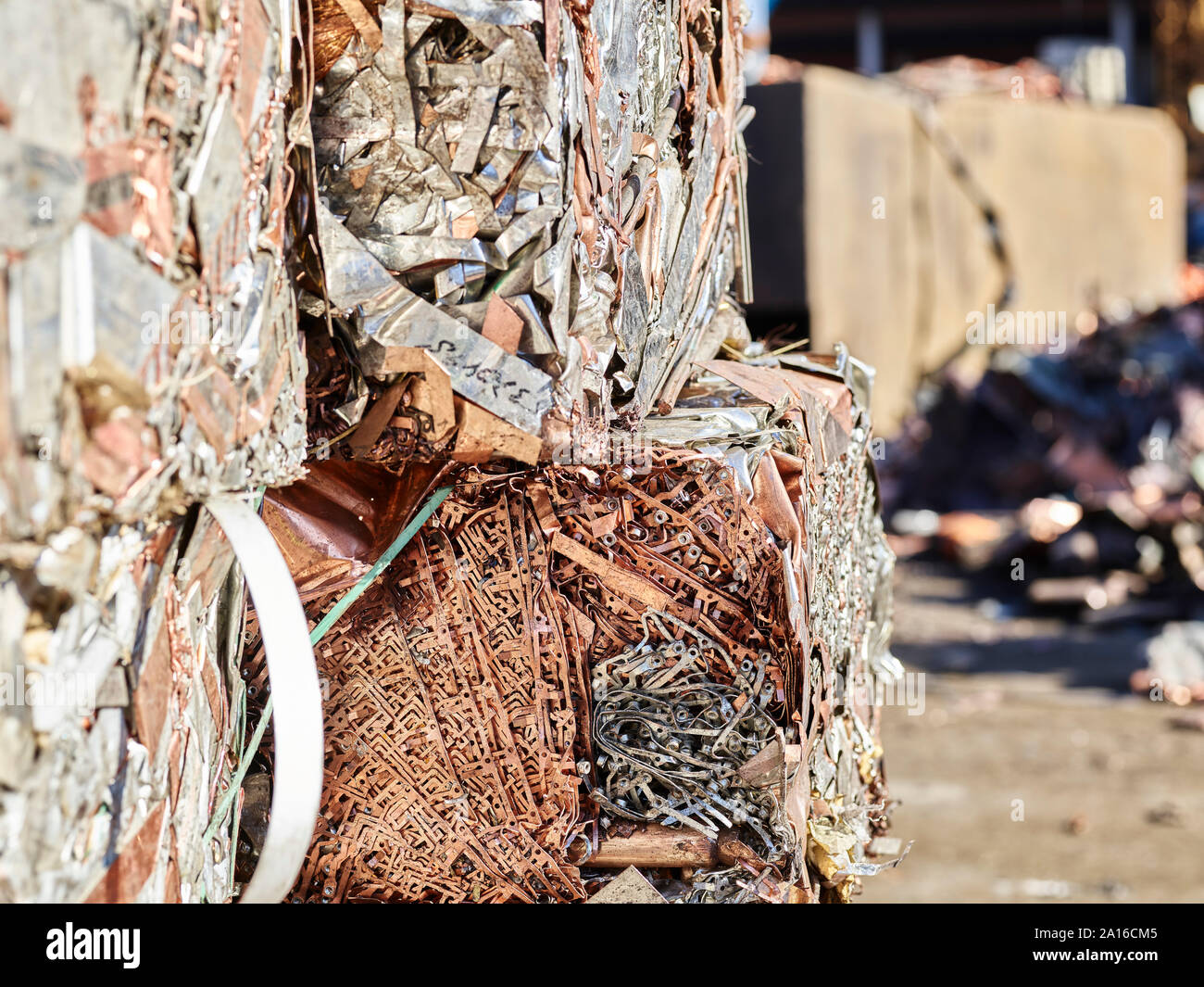 Austria, Tirolo, Brixlegg, Close-up di premuto rottami di elettronica Foto Stock