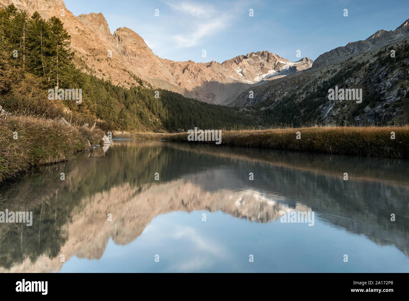 Paesaggio delle Alpi, l'autunno in Italia Foto Stock