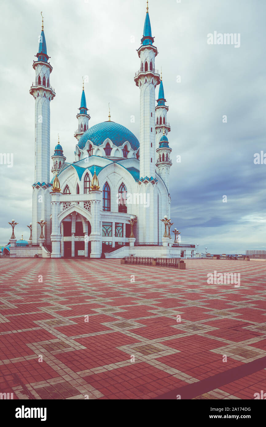 KAZAN, Russia - 15 settembre 2019: vista su Kul Sharif moschea nel Cremlino di Kazan, una delle più grandi moschee in Russia. La Repubblica di Tatarstan in Rus Foto Stock