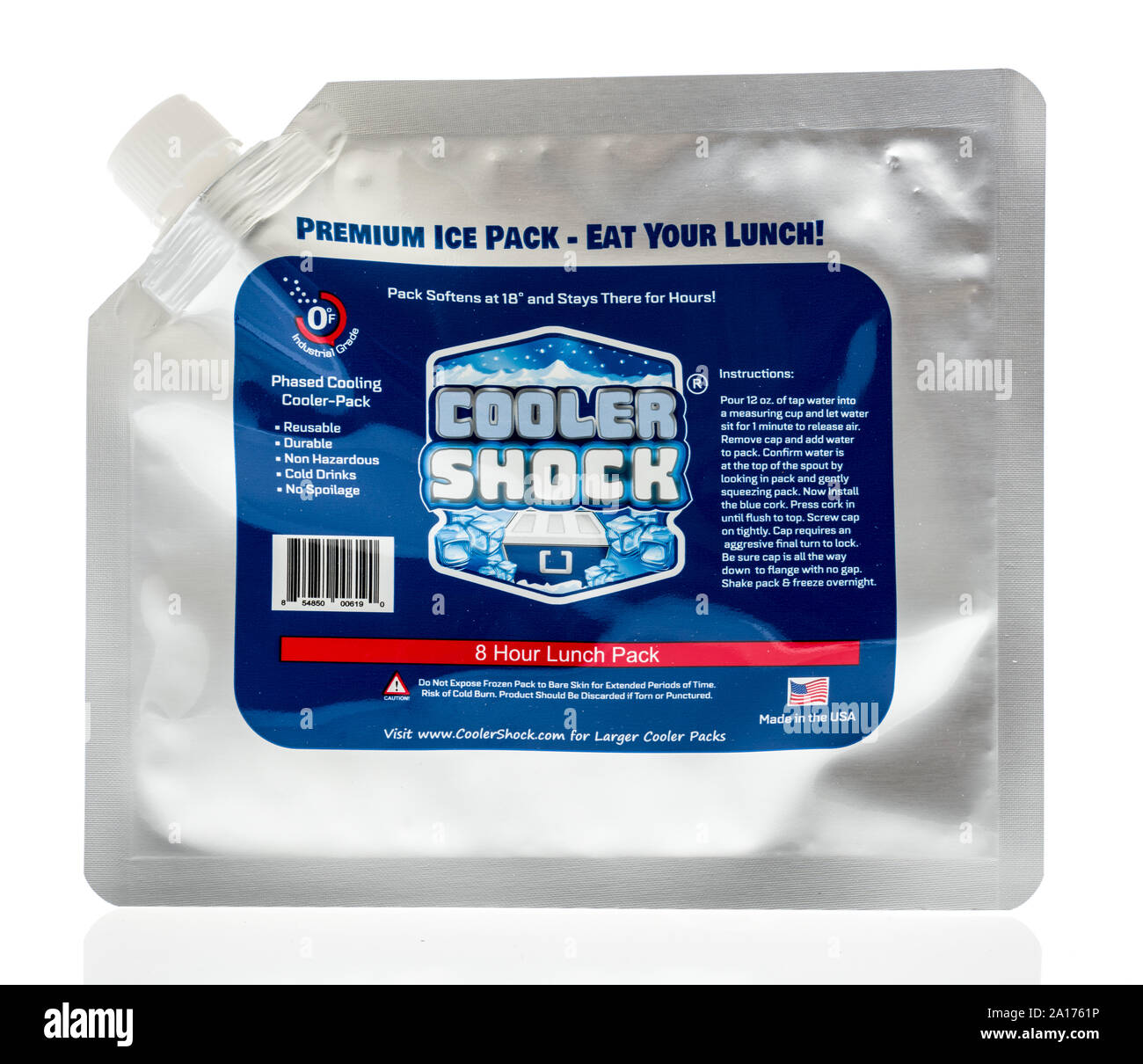 Winneconne, WI - 10 Settembre 2019: un pacchetto di shock radiatore ice pack isolato su un background. Foto Stock