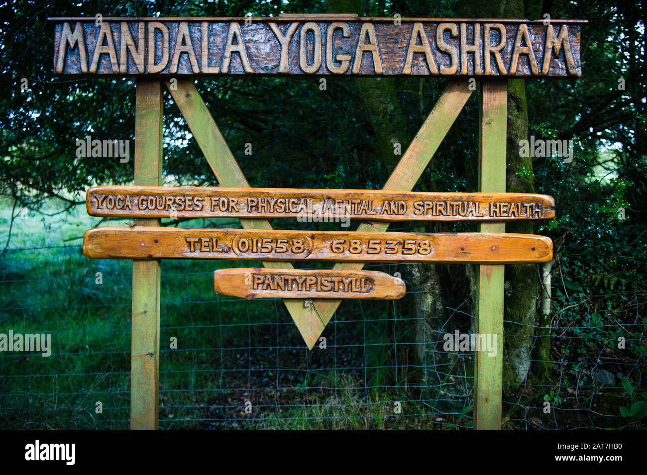 Mandala Yoga Ashram, Pantypistyll, Llanwrda, Carmarthenshitre Wales UK - offrendo corsi di yoga per il fisico, mentale e spirituale salute. Foto Stock