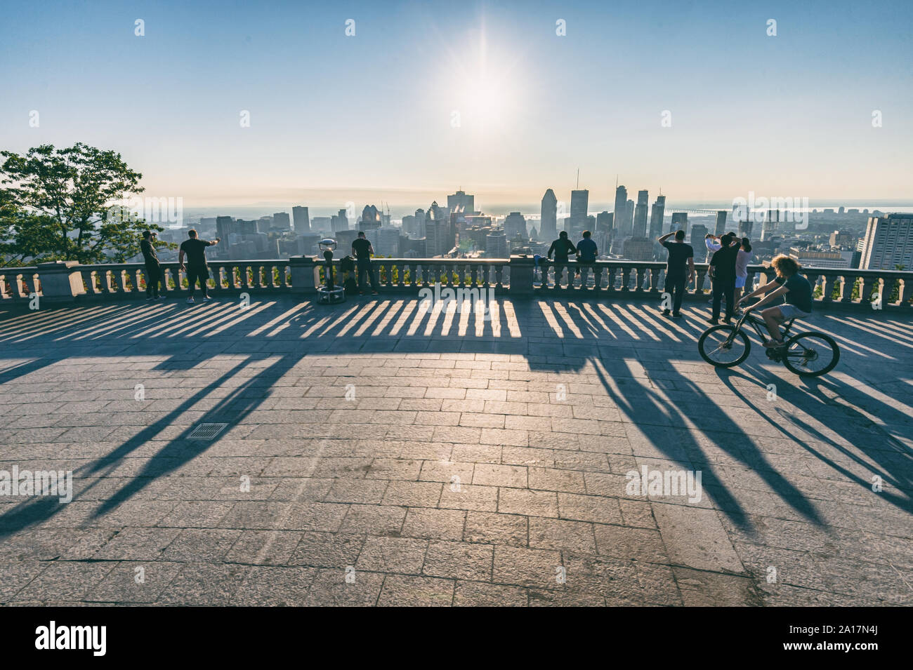Montreal, CA - 21 Settembre 2019: Skyline di Montreal dal Belvedere Kondiaronk presso sunrise Foto Stock