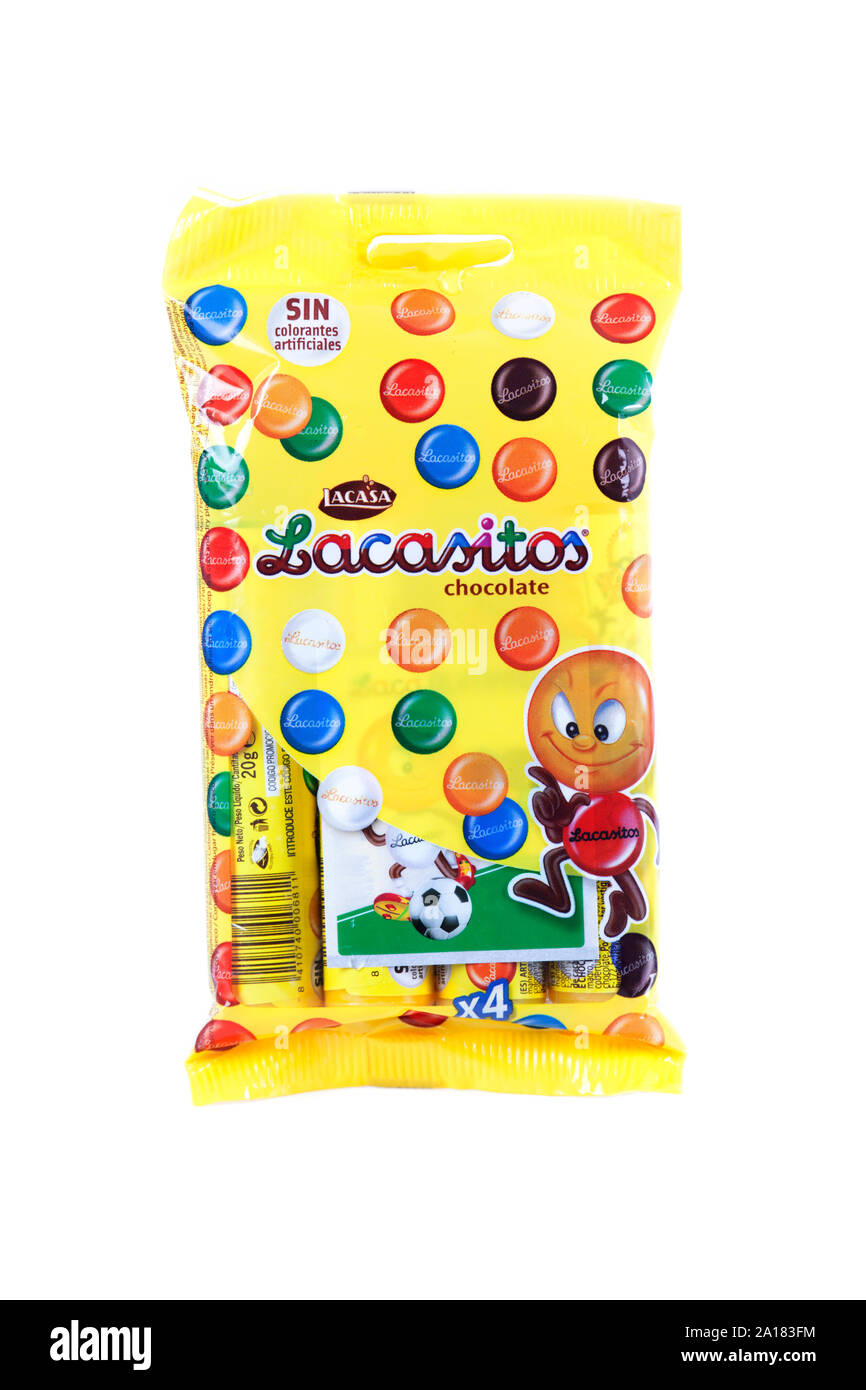 Lacasitos di cioccolato isolato su sfondo bianco Foto Stock