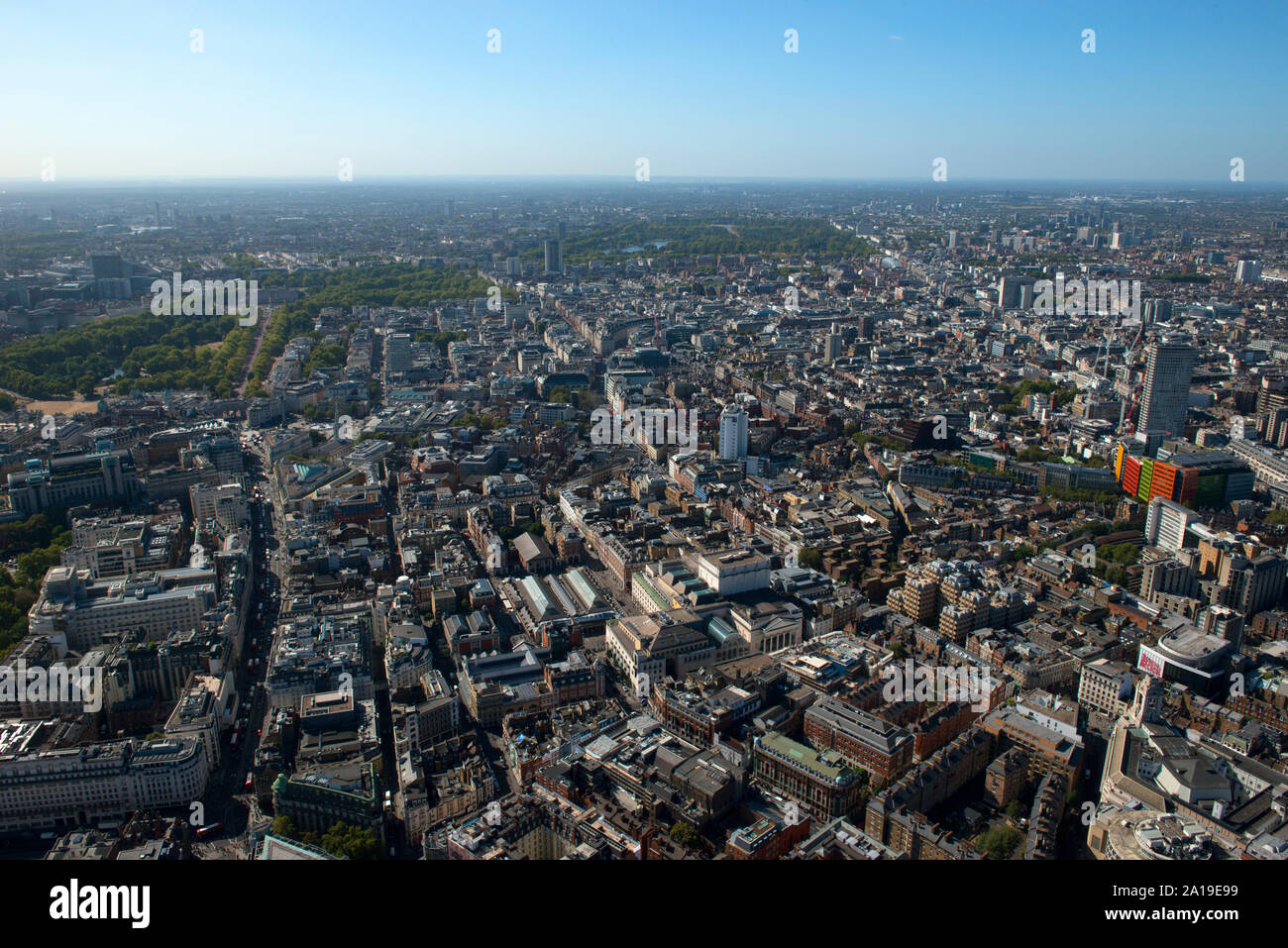 Guardando attraverso Soho e il West End con il British Museum e il punto centrale di Charing Cross. Foto Stock