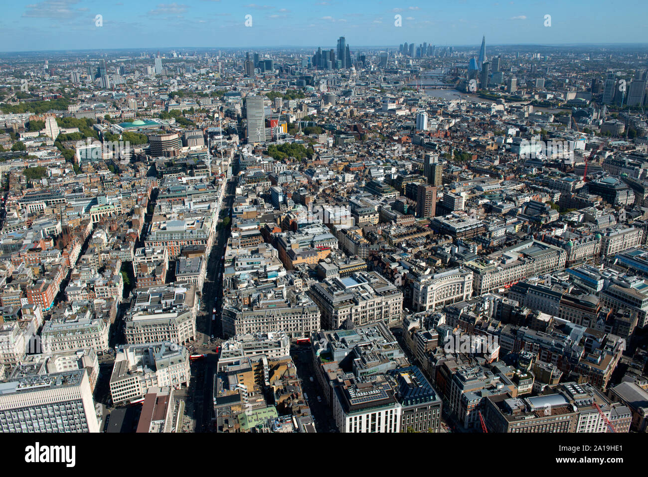 Una veduta aerea di Oxford Street e Regent Street a Londra. Foto Stock