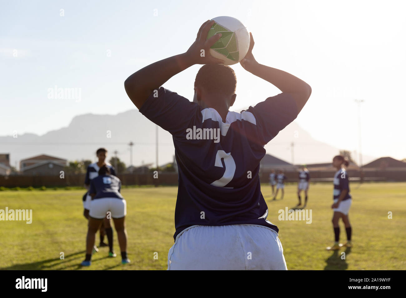 Giovane femmina adulta di rugby Foto Stock