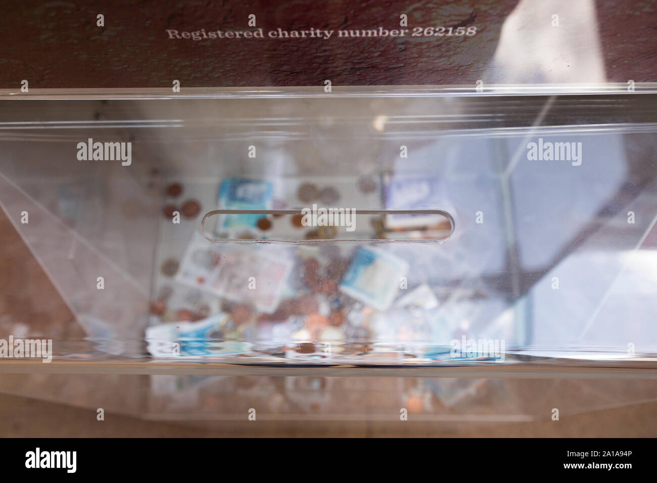 Casella di denaro raccolta per cambio / piccola modifica / note / contanti / monete / Donazioni Donazioni per il supporto di SS Gran Bretagna, Brunel's Steam alimentato nave, ora un museo attrazione di Bristol. Regno Unito (109) Foto Stock