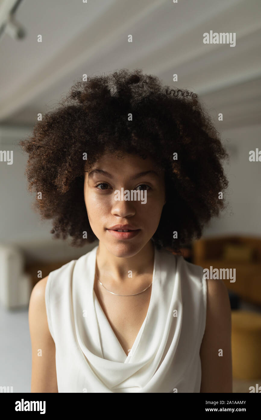 Giovani creativi femmina Foto Stock