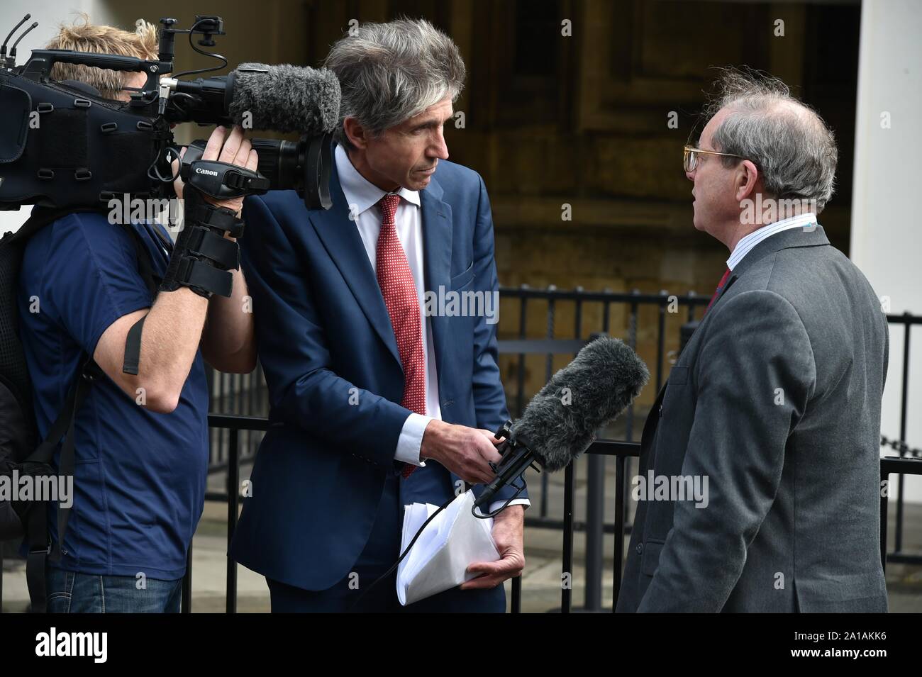 Premere la copertura di Brexit in piazza del Parlamento, Londra Settembre 2019 Foto Stock