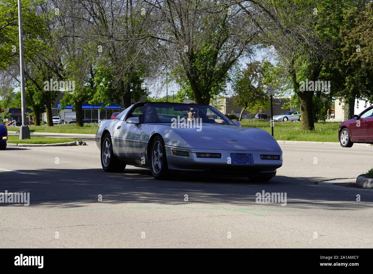 Molti proprietari di Chevrolet Corvette di 1960 al 2010 è venuto fuori a fare un giro in Corvette viaggio intorno al lago di manifestazione itinerante, Fond du Lac, Wisconsin Foto Stock