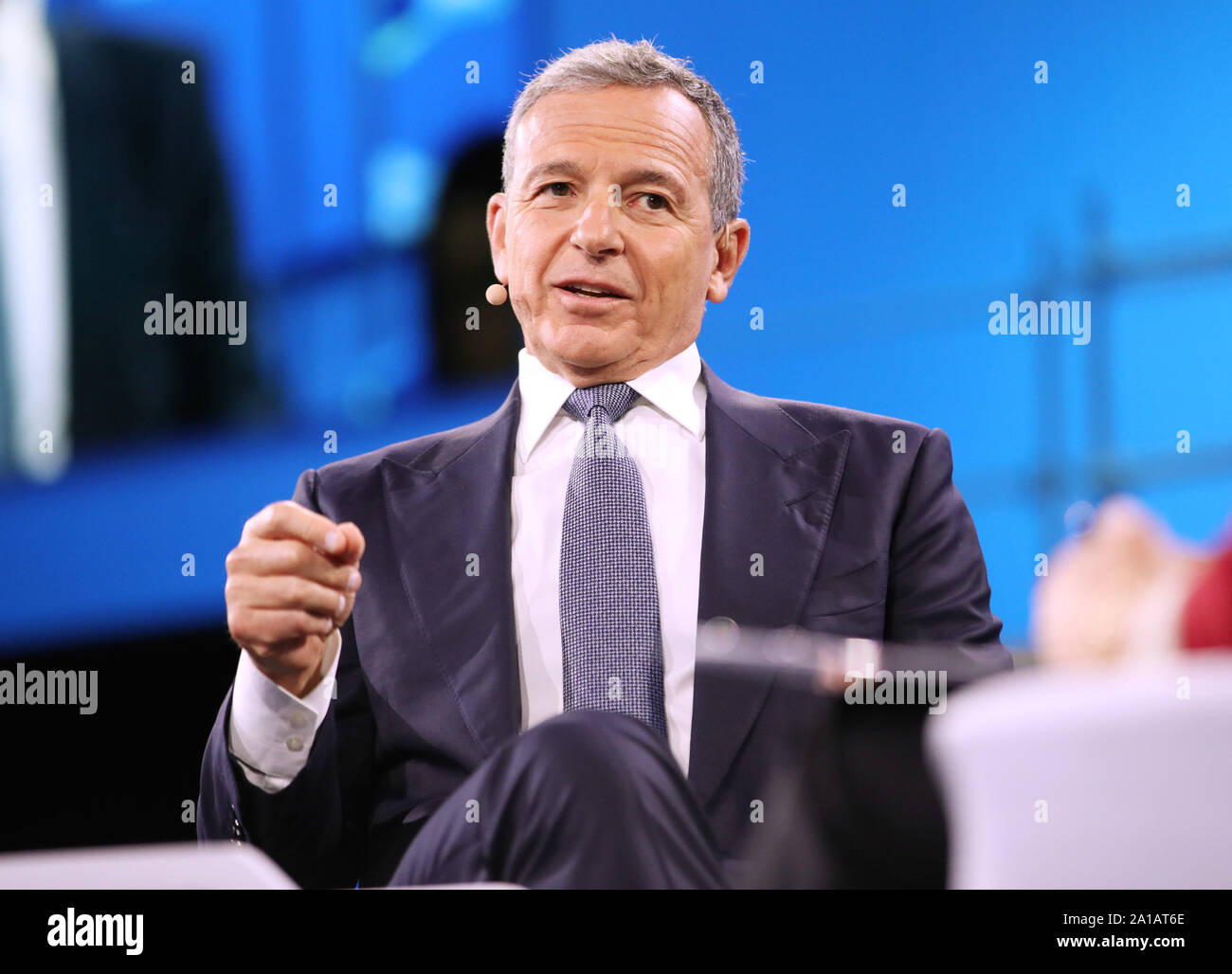 New York, Stati Uniti. Xxv Sep, 2019. Bob Iger, Presidente e CEO di Walt Disney, parla al terzo annuale di Bloomberg Global Business Forum tenutosi presso il Plaza Hotel di New York City di mercoledì, 25 settembre 2019. Politici e i business leader che frequentano il forum sono di discutere di come i cambiamenti climatici gli effetti l'economia mondiale e le possibili soluzioni alla crisi. Foto di Monika Graff/UPI Credito: UPI/Alamy Live News Foto Stock