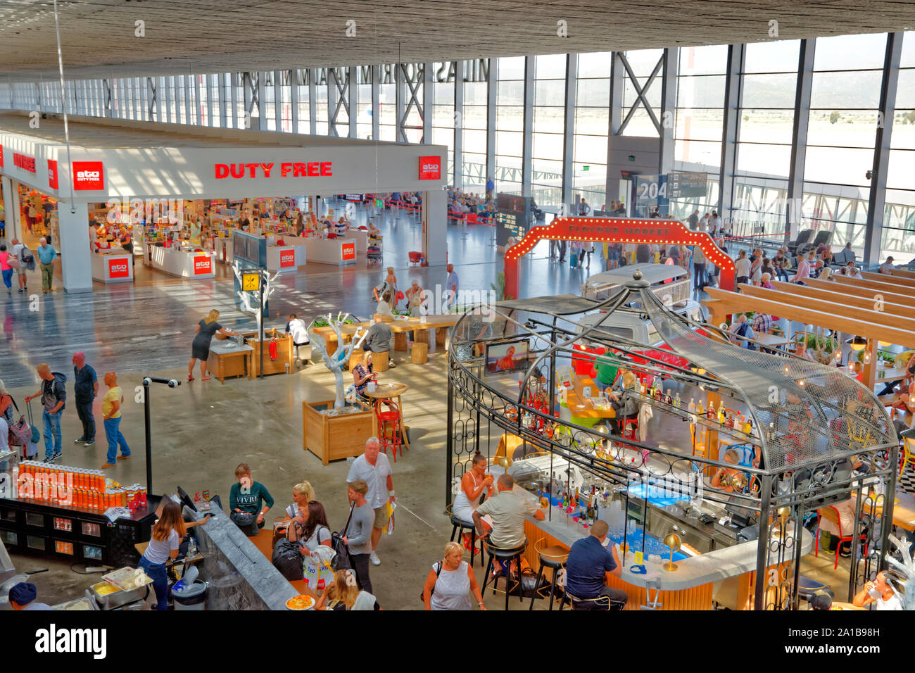 Atrio Partenze all'Aeroporto di Bodrum Milas Mugla Provincia, Turchia. Foto Stock