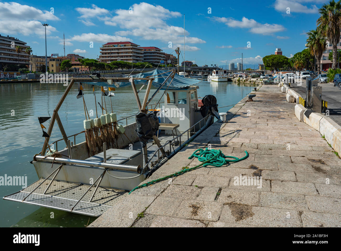 Barche ormeggiate in porto, Pescara Foto Stock