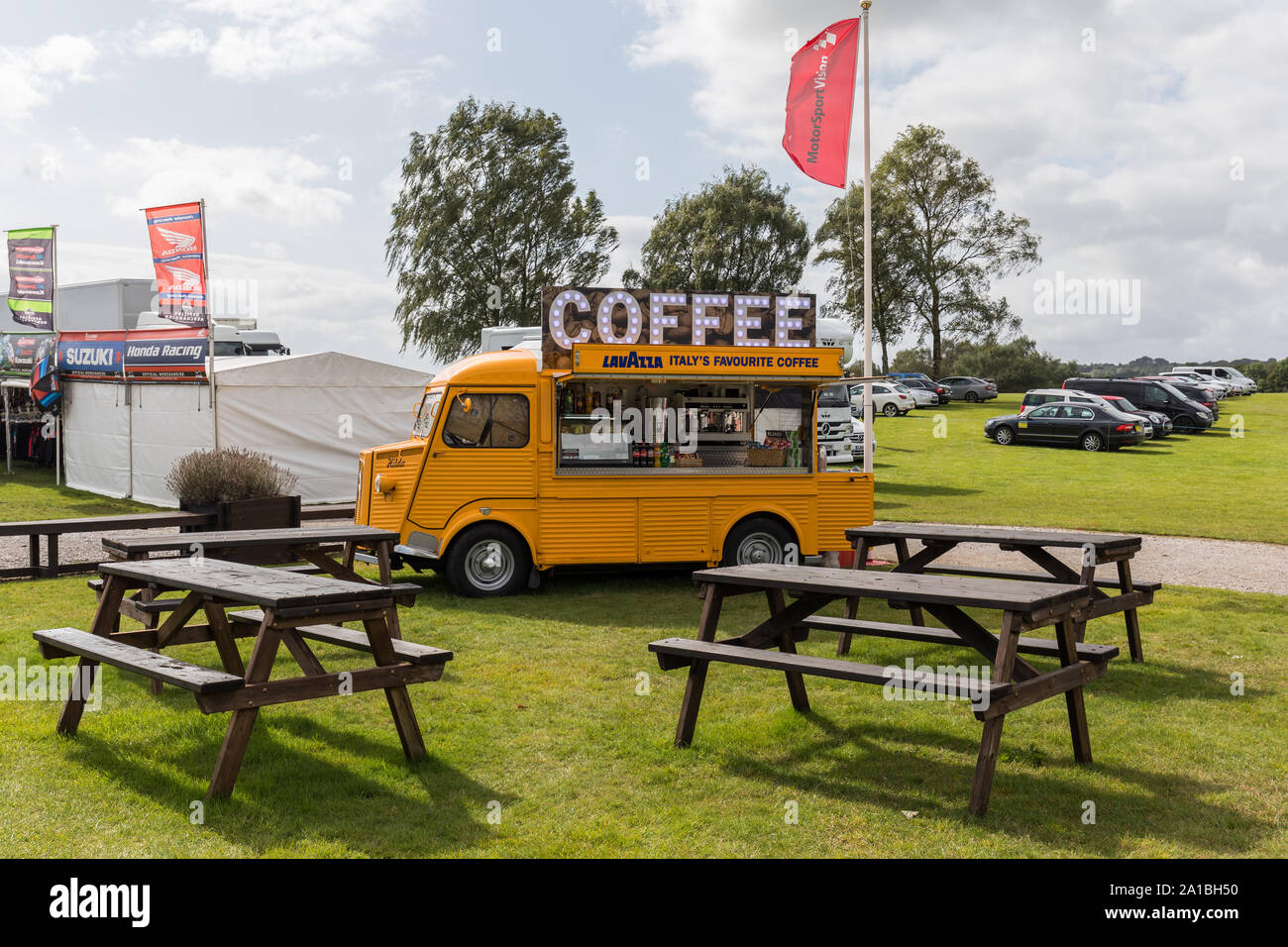 Mobile caffè catering van ad Oulton Park, Regno Unito Foto Stock