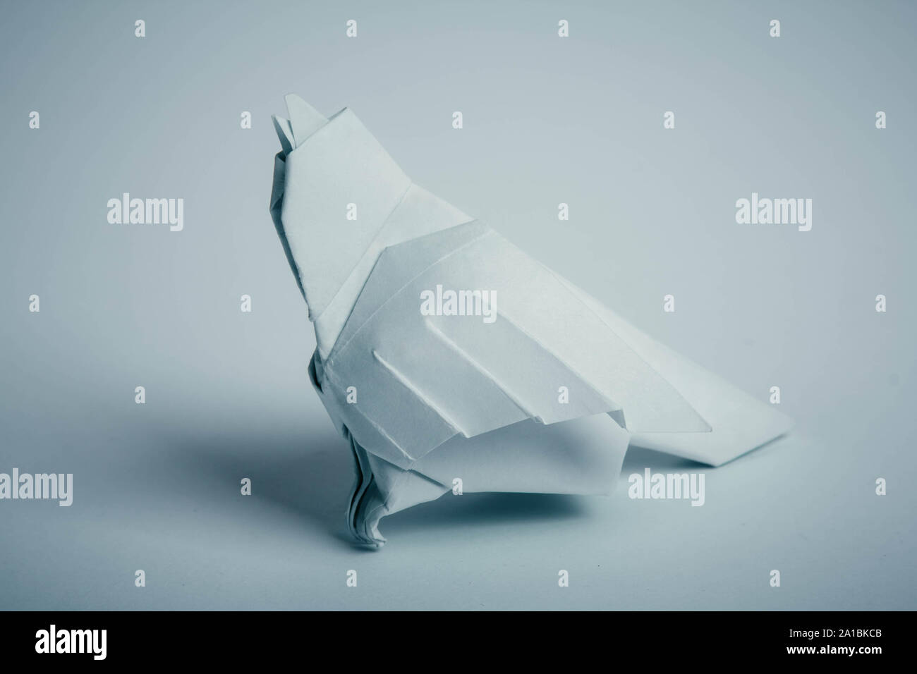 Origami sparrow bird Foto Stock