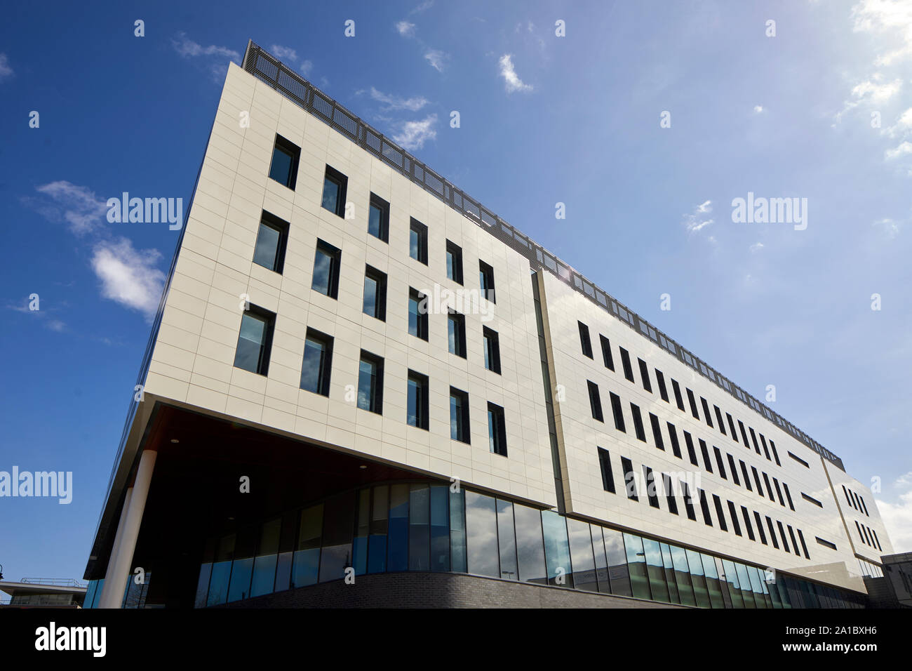 Tameside uno - il nuovo Tameside College e consiglio edificio nel centro di Ashton Foto Stock