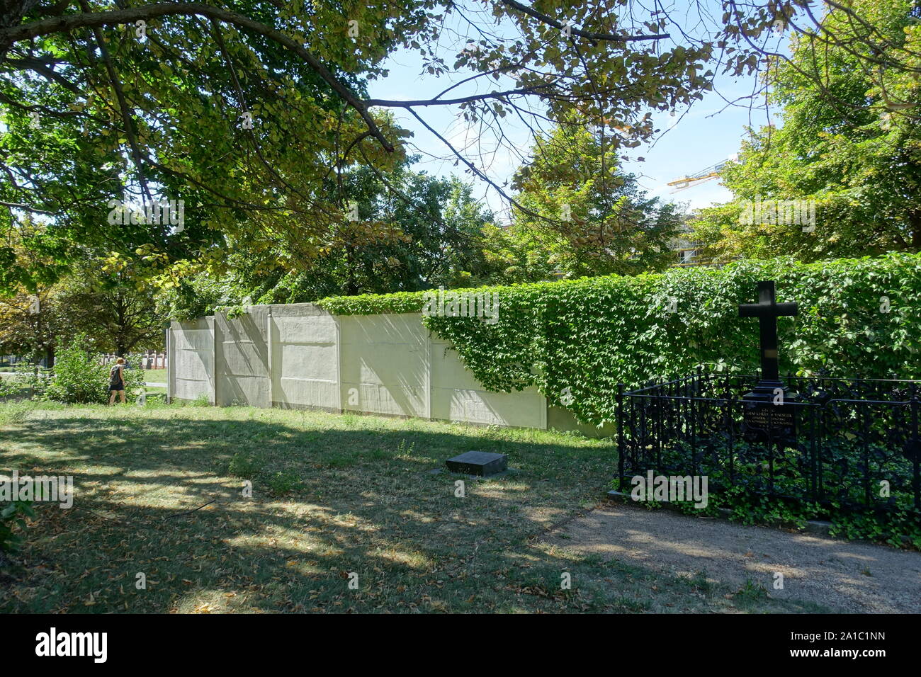 Resto der Berliner Mauer (Hinterlandmauer) am Nordhafen - i resti del muro di Berlino Foto Stock