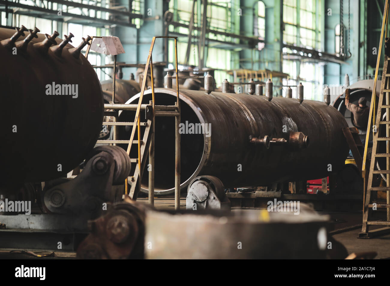 Sporco e vecchio ma ancora funzionante di opere in metallo, vecchio stile, factory Foto Stock