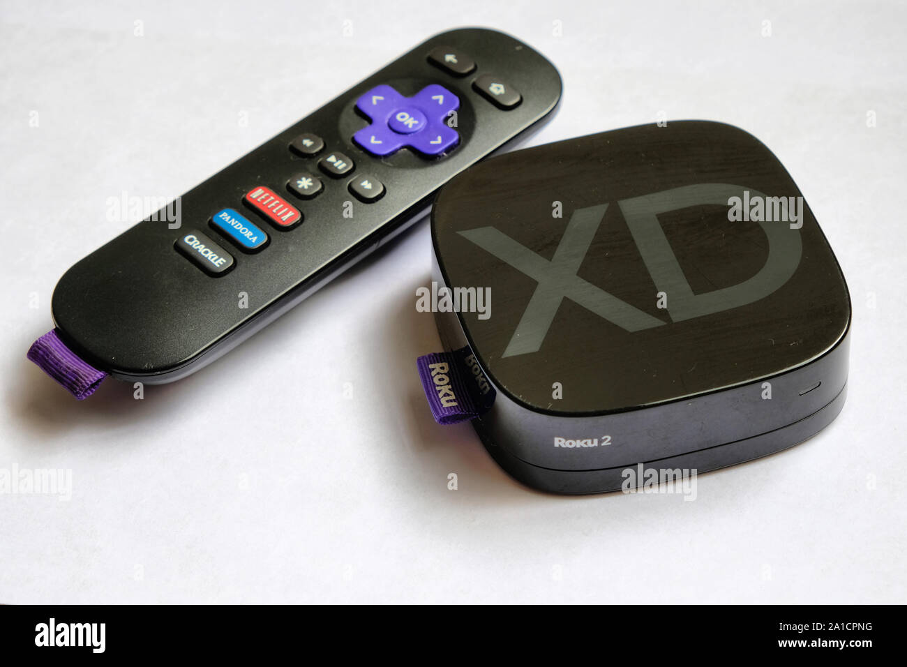 Roku 2 XD Streaming Player (versione vecchia), TV digitale ricevitore di televisione con telecomando, 1080p HD di qualità. Foto Stock