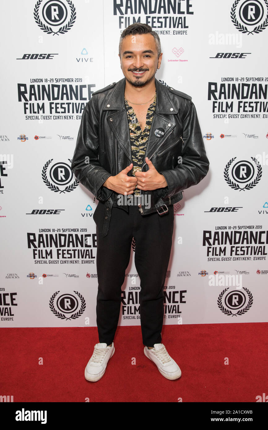 Londra, Regno Unito. 24Sep, 2019. David Martinez assiste la premiere del film di tutti vola a Vue Piccadilly. Credito: SOPA Immagini limitata/Alamy Live News Foto Stock