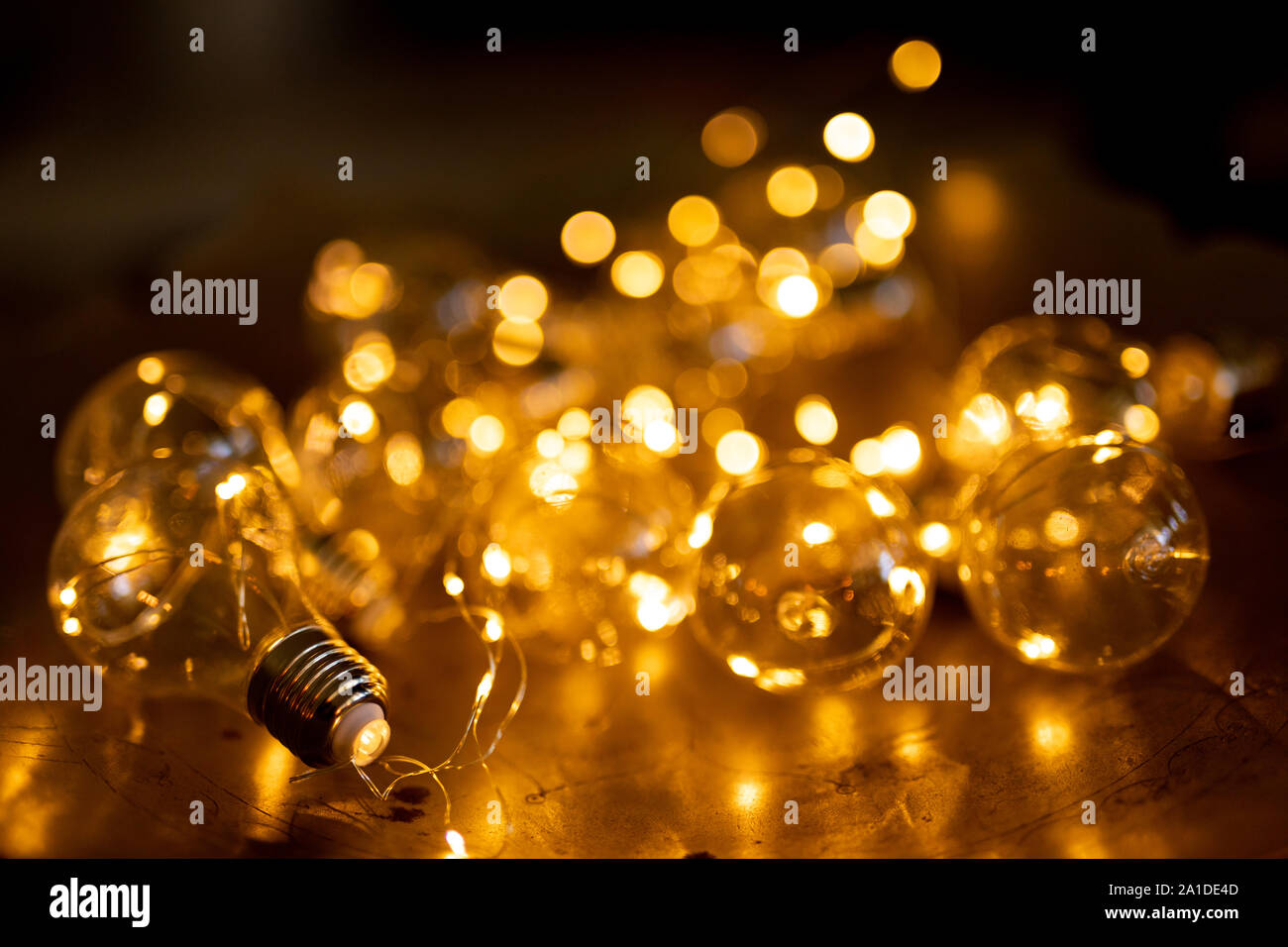 Le luci fairy a casa al tempo di Natale Foto Stock