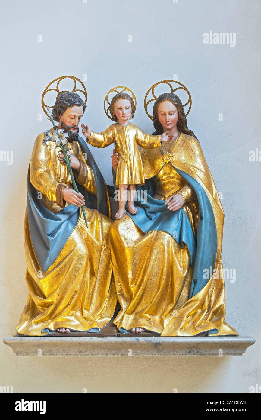 Rappresentazione figurativa di Giuseppe e Maria e il Bambino Gesù, chiesa gotica di San Johannes, Erding, Alta Baviera, Baviera, Germania Foto Stock