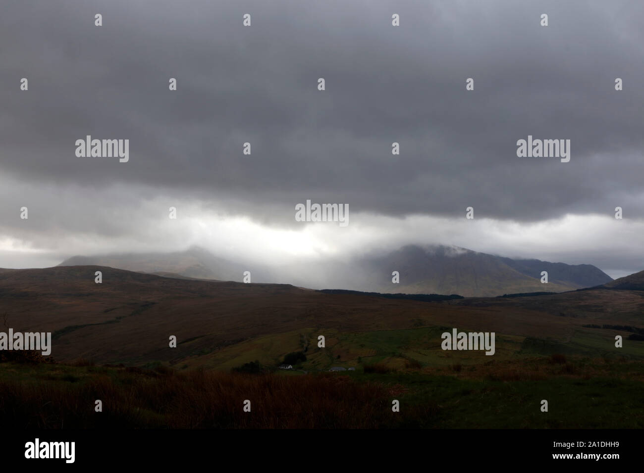 Vista del Black Cuillins Mountain Range da Struanmore, Isola di Skye, Scotland, Regno Unito Foto Stock