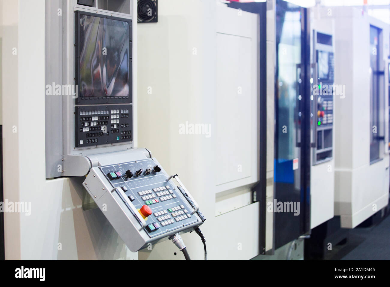 Macchina automatica sul pannello di comando a smart factory Foto Stock