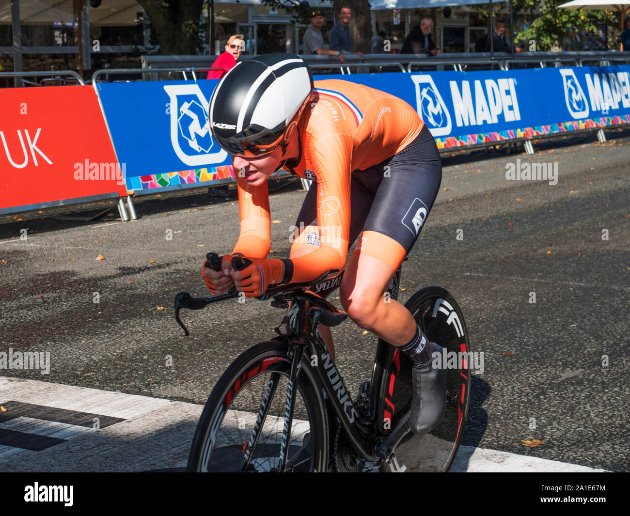 Leonie Bos dei Paesi Bassi tenuto il sesto posto in Womens Junior Cronometro Individuale a Yorkshire 2019 strada UCI Campionati del Mondo a Harrogate North Yorkshire, Inghilterra Foto Stock