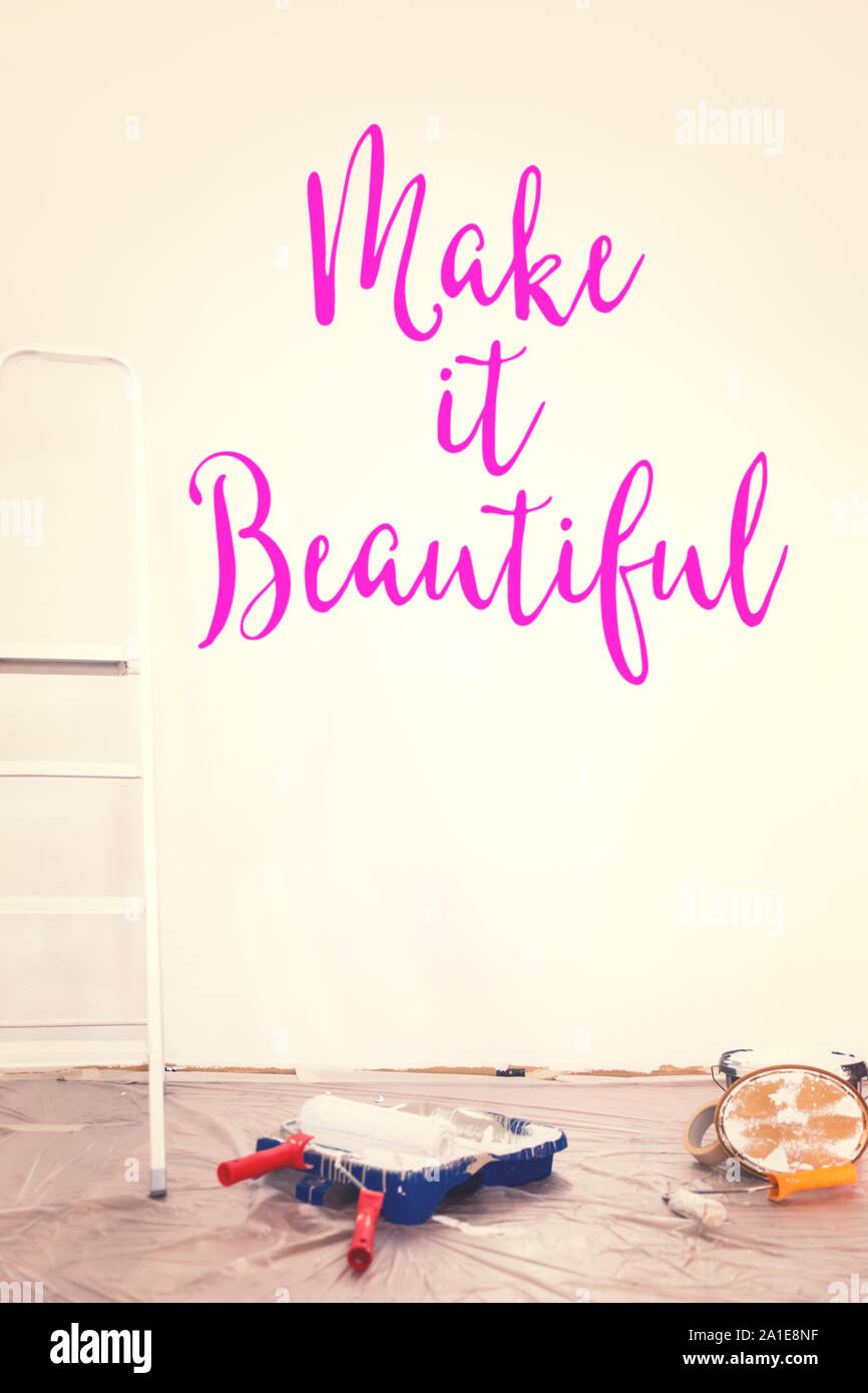 Miglioramento della proprietà, la pittura del muro, testo inglese per renderlo bello Foto Stock