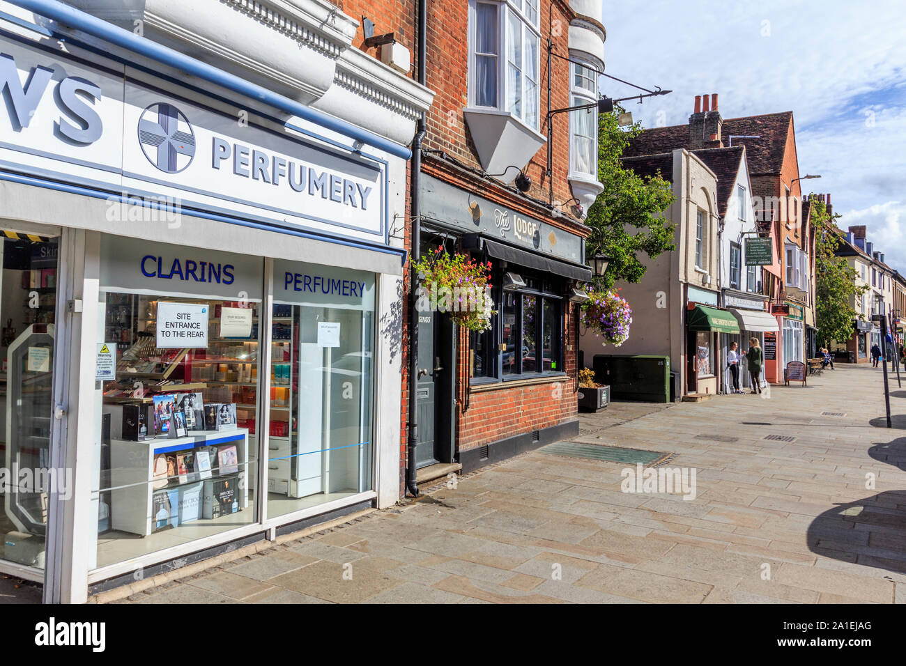 Ware town center high street , fiume Lea navigazione, Hertfordshire, home counties, Inghilterra meridionale, Regno Unito, GB, UE Foto Stock