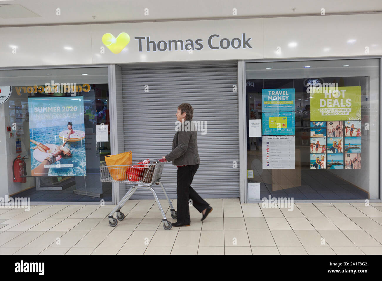 Edimburgo, Scozia. 26 settembre. 2019. Thomas Cook negozio vicino nel Regno Unito come Thomas Cook ha annunciato 21 negozi in UK chiuso. Pak@ Mera/Alamy Live News. Foto Stock