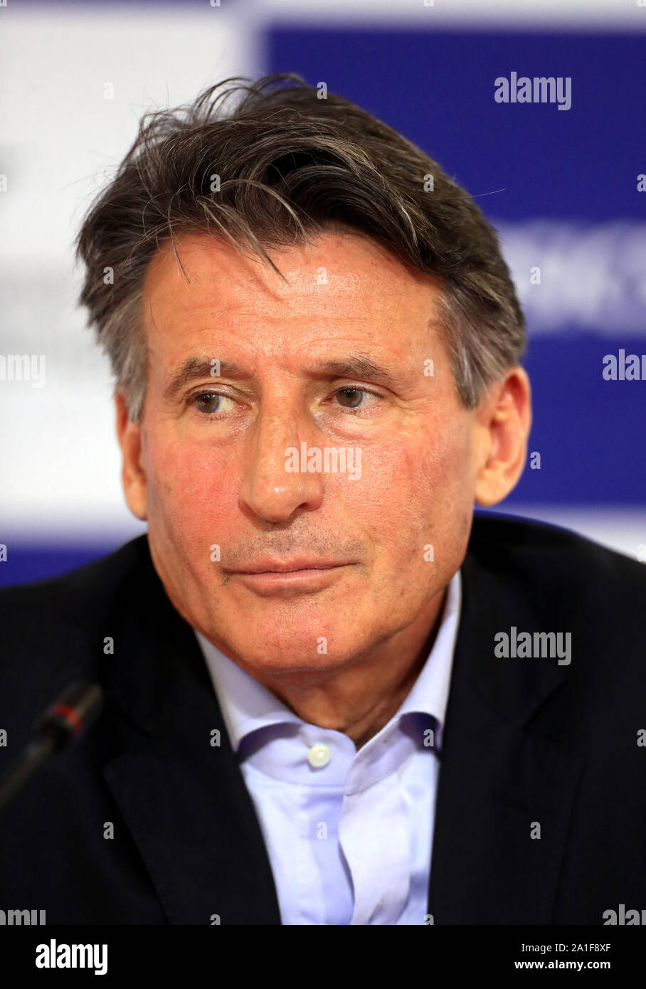 Il Presidente IAAF Sebastian Coe durante una conferenza stampa in vista del 2019 IAAF mondiale di atletica che si svolge a Doha, in Qatar. Foto Stock