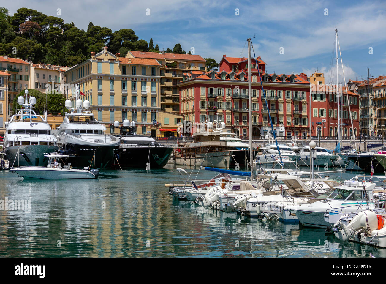 Nizza. La Francia. 06.11.12. Il porto nel porto di Nizza Cote d'Azur sulla Riviera francese nel Sud della Francia. Foto Stock