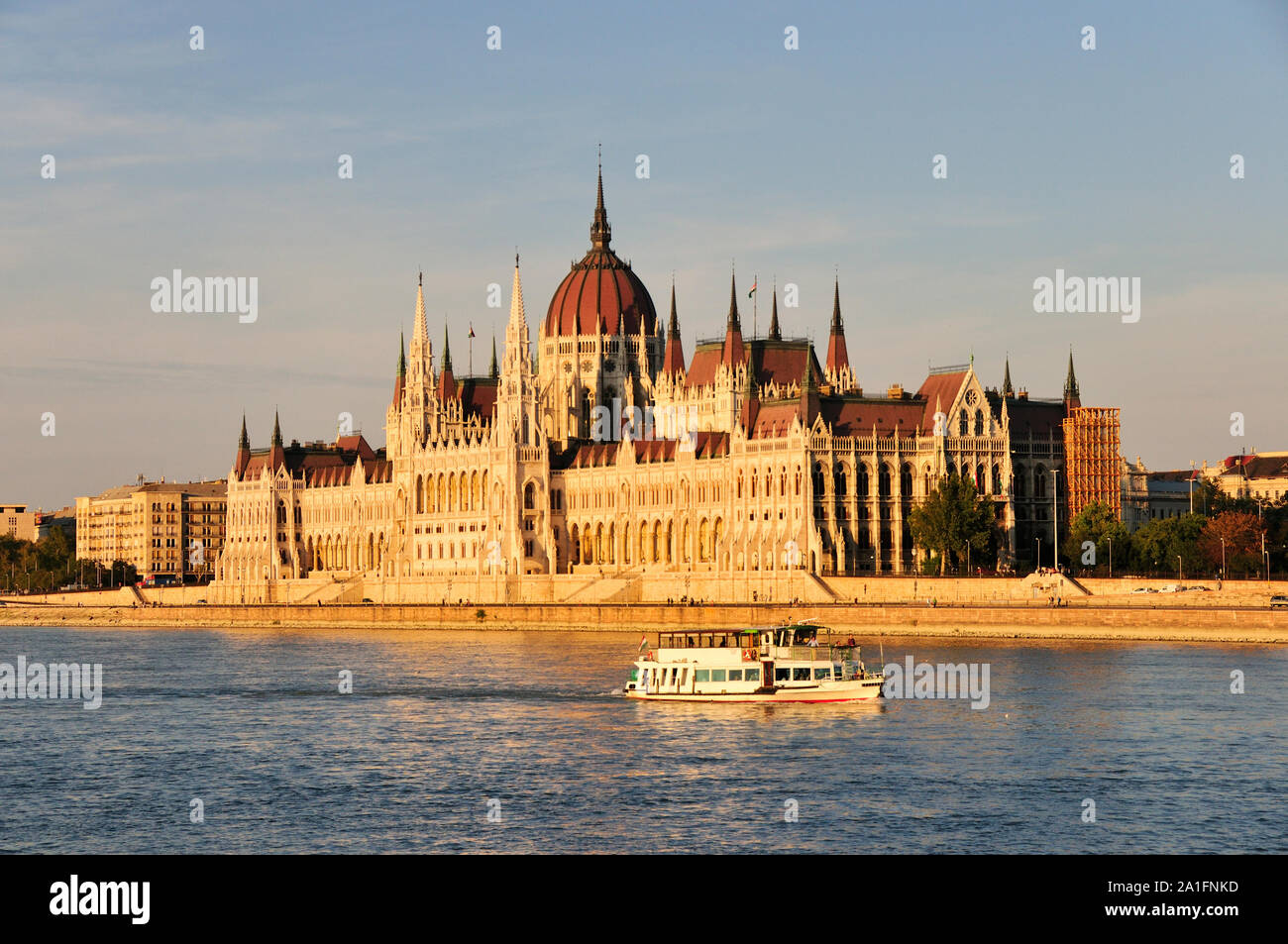 Il palazzo del Parlamento, un sito Patrimonio Mondiale dell'UNESCO. Budapest, Ungheria Foto Stock