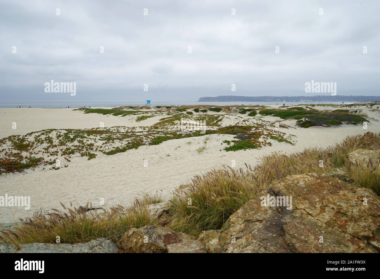 Un nuvoloso giorno di estate su Coronado Beach in California. Foto Stock