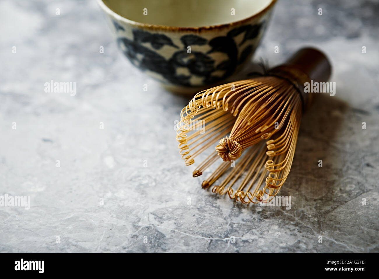 Un tè di bambù frusta per matcha tea Foto Stock
