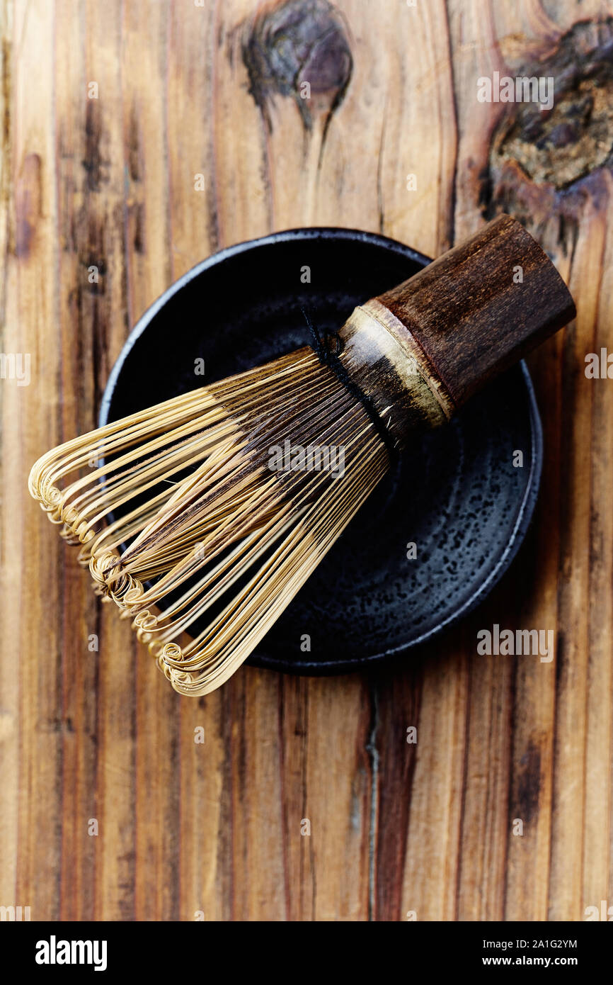 Il tè di bambù frusta. vista dall'alto. Foto Stock